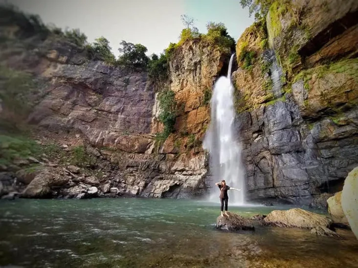 6 Tempat Wisata di Sukabumi...