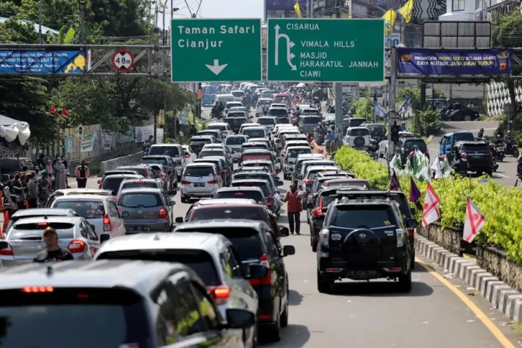 Tol Menuju Jakarta One...