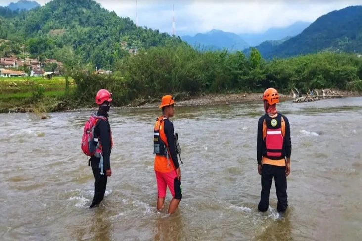 3 Hari Hilang Terbawa...