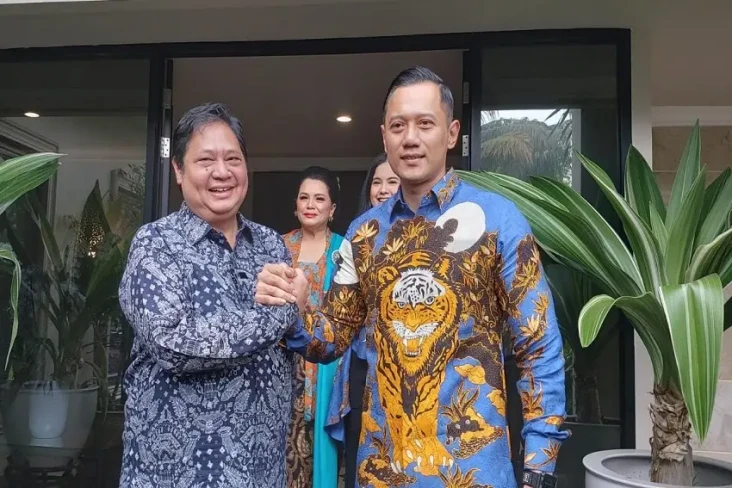 Airlangga dan AHY Main...