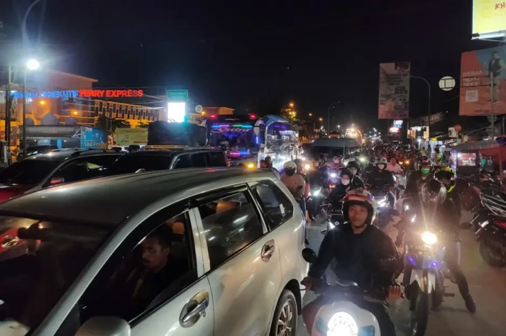 Puncak Arus Balik, Kondisi...