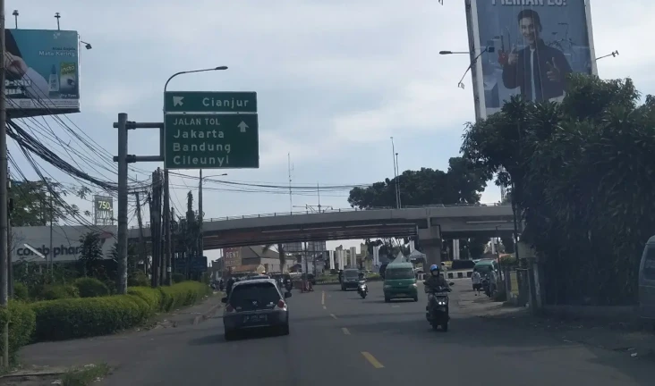 Arus Balik Pemudik Ramai...