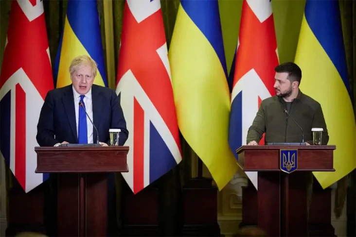 Inggris Akan Beri Ukraina...