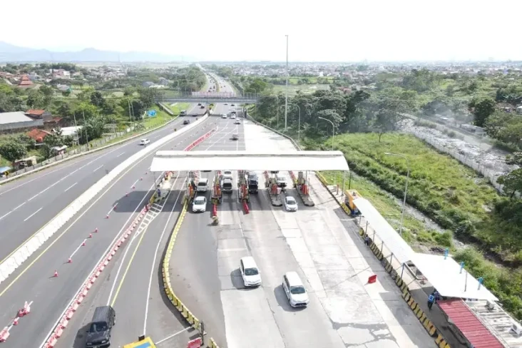 Arus Balik di Tol Cipali...