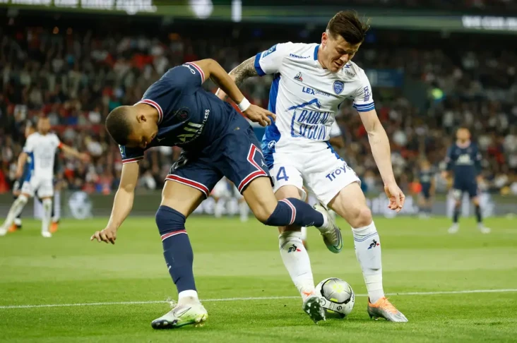Hasil Liga Prancis PSG...