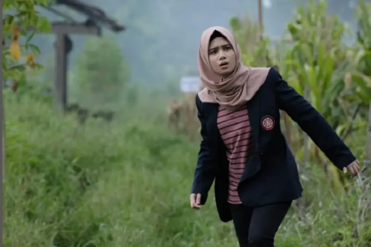 Bintangi KKN di Desa...