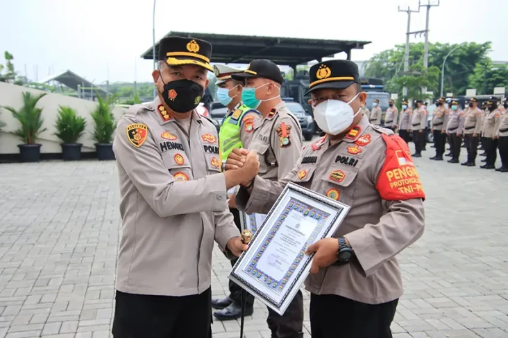 Rajin Ibadah Puasa,...