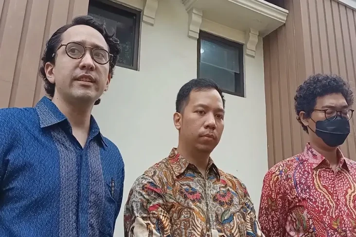 Sidang Cerai Olla Ramlan...