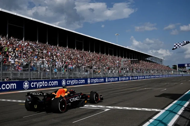 Hasil F1 GP Miami 2022:...
