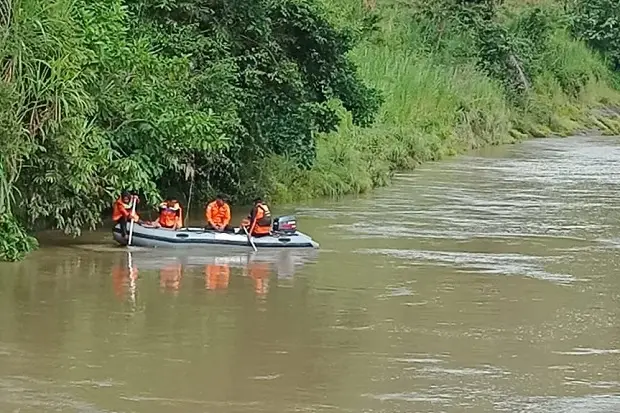 Pulang Silaturahmi dari...