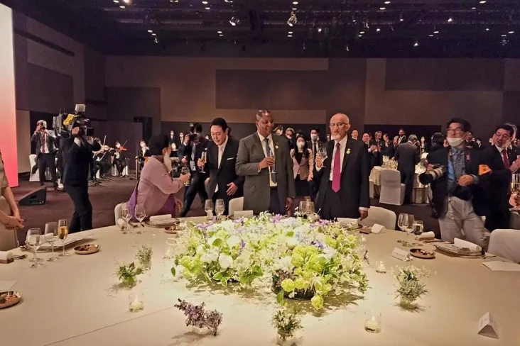 Hadiri Jamuan Gala Dinner,...