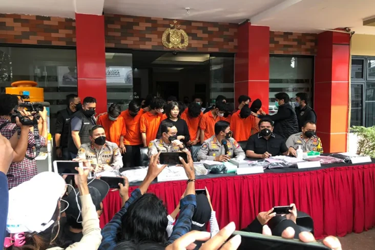 Dikenal Bocah Baik-baik,...