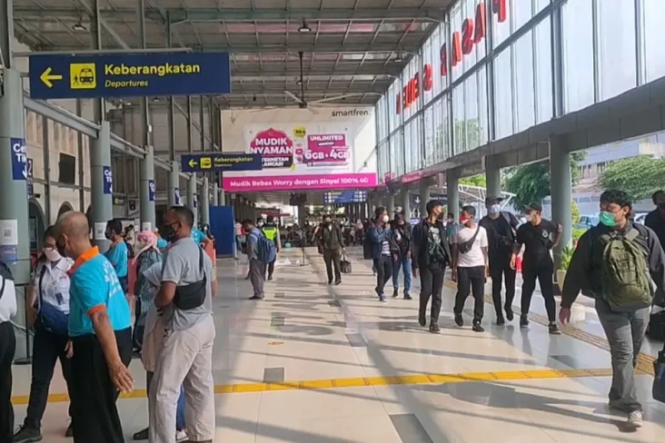Hari Ini, Penumpang...