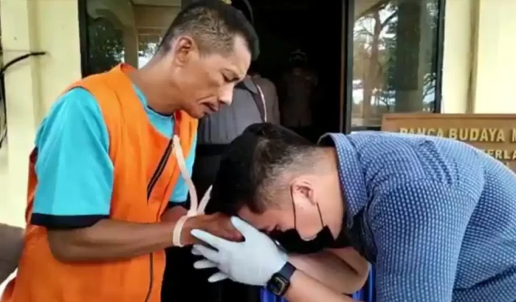 Terungkap! Polisi Cium...
