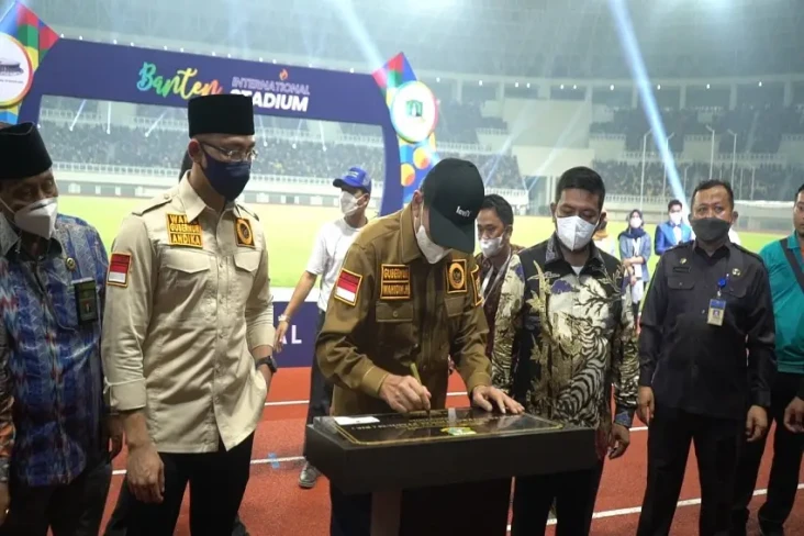 Meningkat di Tengah...