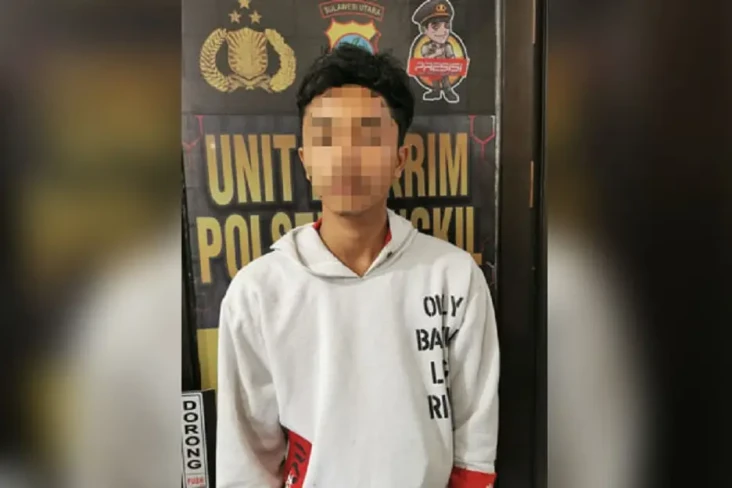 Sabet Korban Pakai Badik,...