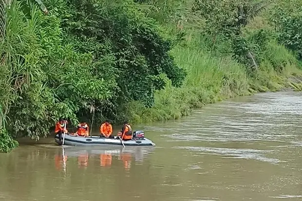 Sisir Sungai Sejauh...