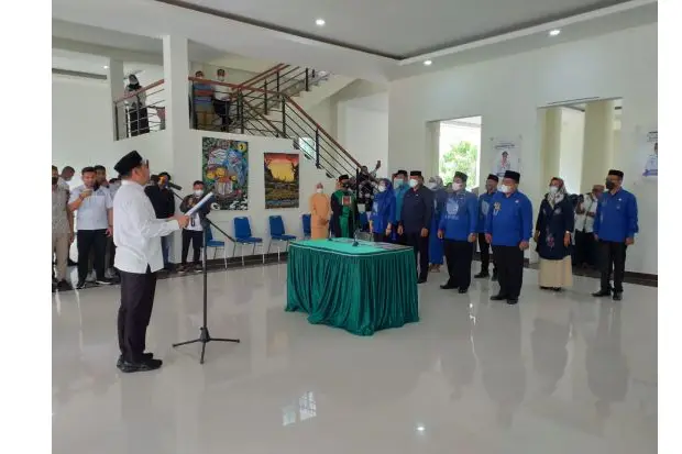 Hamim Lantik 9 Kepala...