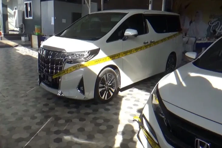 Gaji Sebagai Polisi...