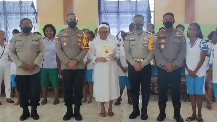 Tunjukkan Kepedulian,...