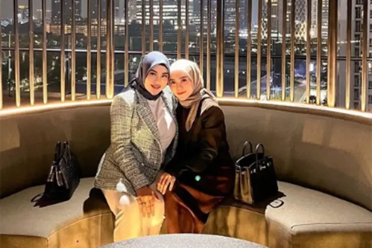 Lesti Kejora Tenteng...