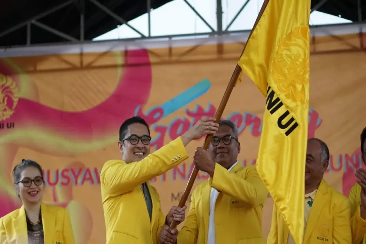Dengan Aplikasi UI Connect,...