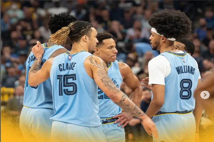 Hasil Playoff NBA 2021-2022:...