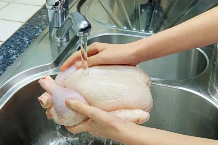 Ini Cara Mencuci Ayam...