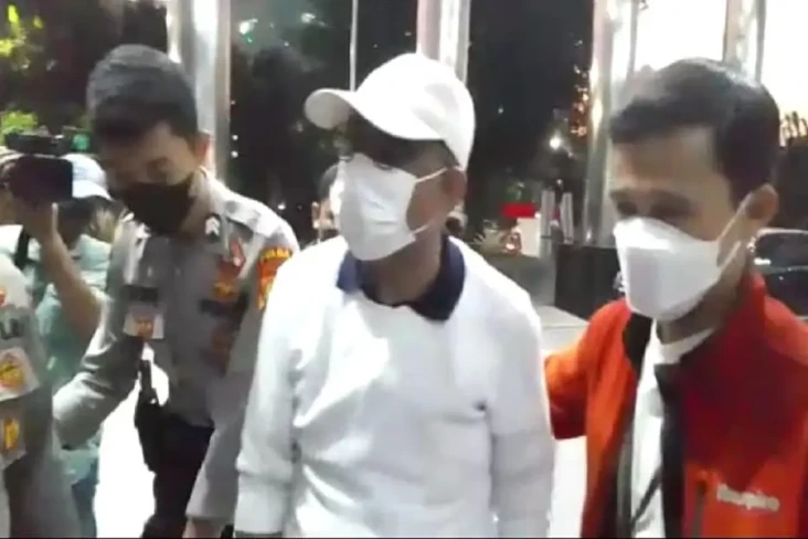 Tak Kooperatif, KPK...
