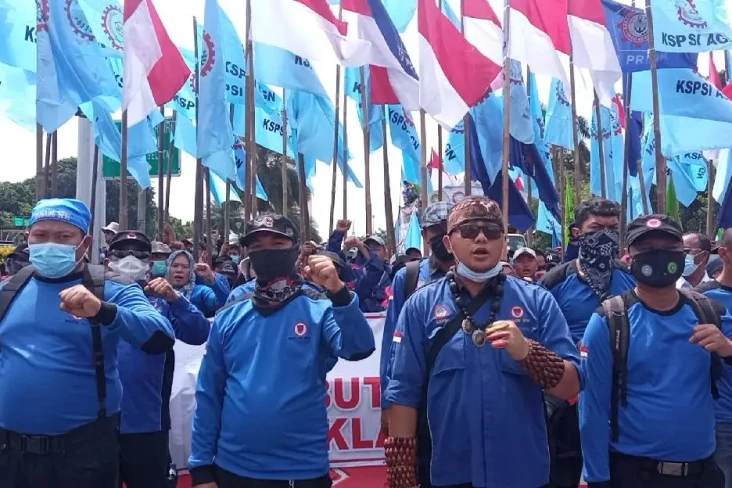 Konsolidasi Nasional,...