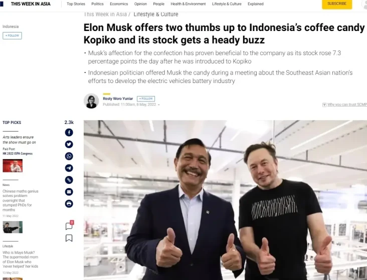 Aksi Elon Musk Nikmati...