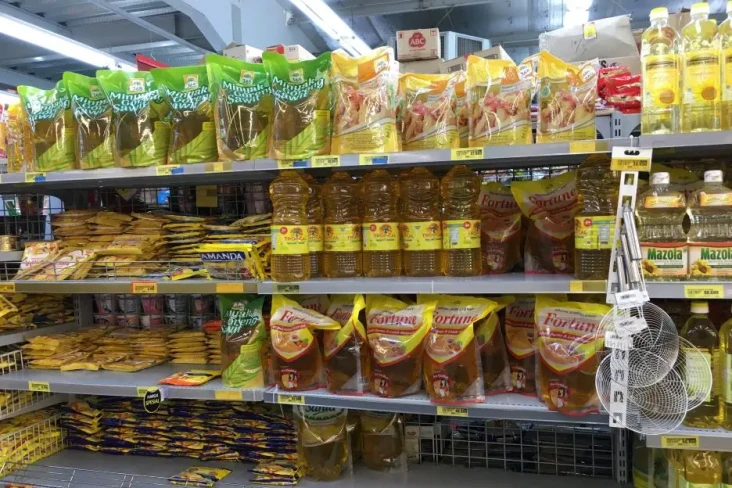Cari Minyak Goreng Murah?...
