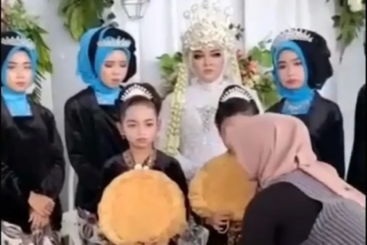 Tangis Pecah di Magetan,...