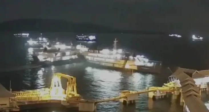 Detik-detik Dua Kapal...