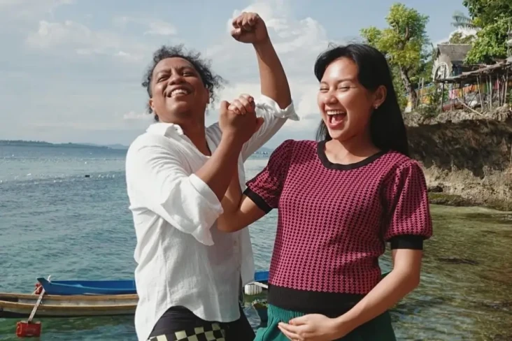 Indah Permatasari Hamil...