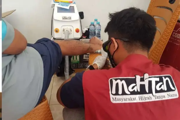 Ikut Hapus Tato Gratis,...
