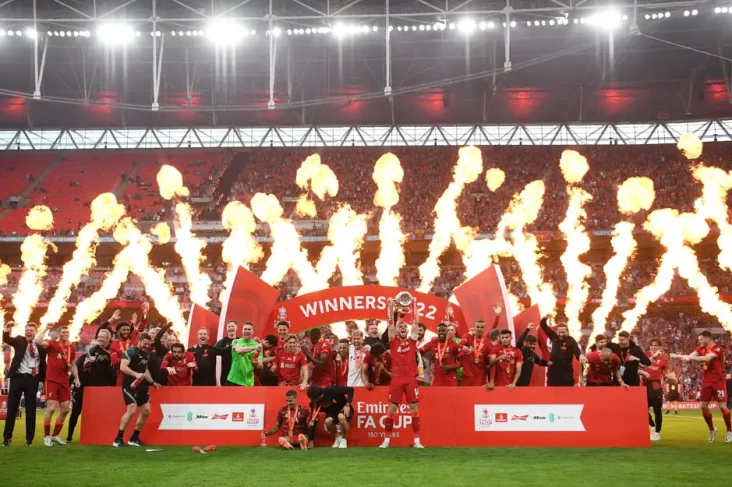 Piala FA 2021/2022 di...