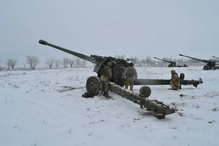 Ukraina Kerahkan Meriam...