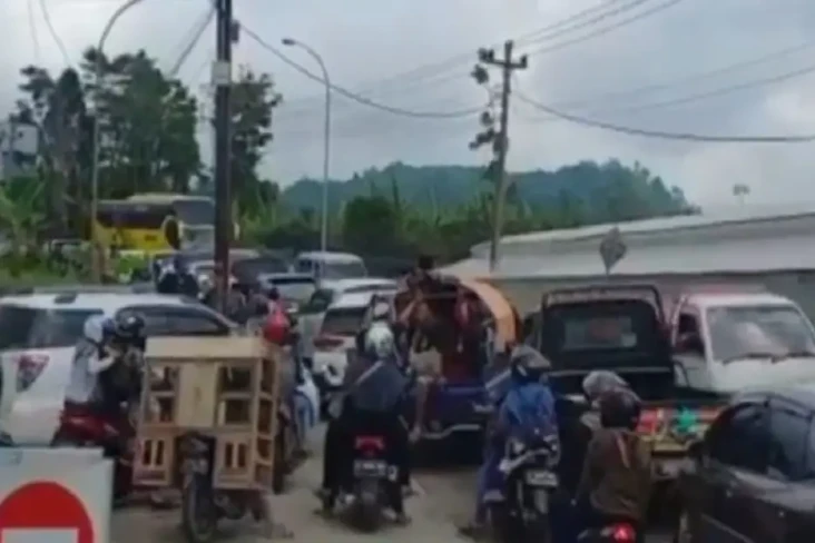 Libur Panjang Waisak,...