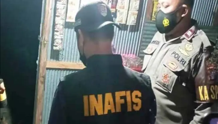 Niat Lampiaskan Nafsu...