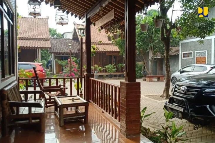 Perayaan Waisak, Kementerian...