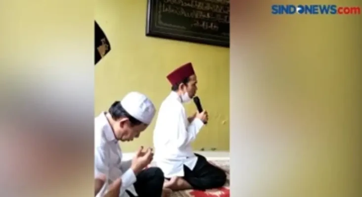 UAS Dideportasi Singapura,...