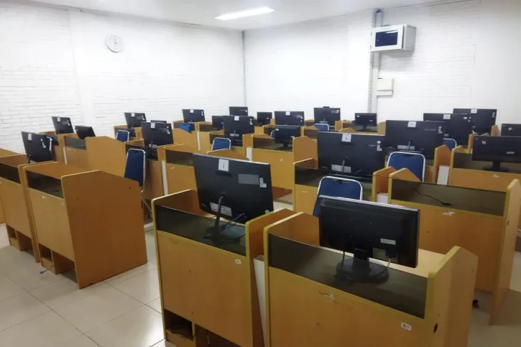 Hari Pertama UTBK 2022,...
