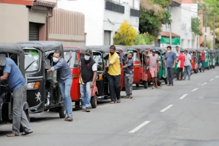 Parahnya Sri Lanka:...