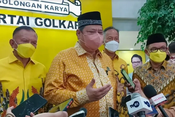 Airlangga Tepis Ada...
