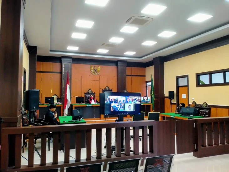 Terbukti Sewa Preman...