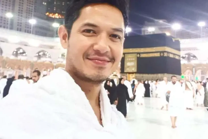 6 Artis Indonesia Naik...