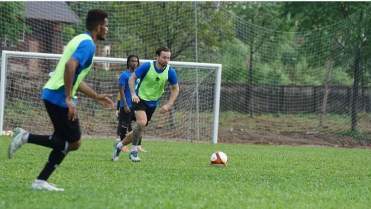 Bidik Kemenangan, Marc...