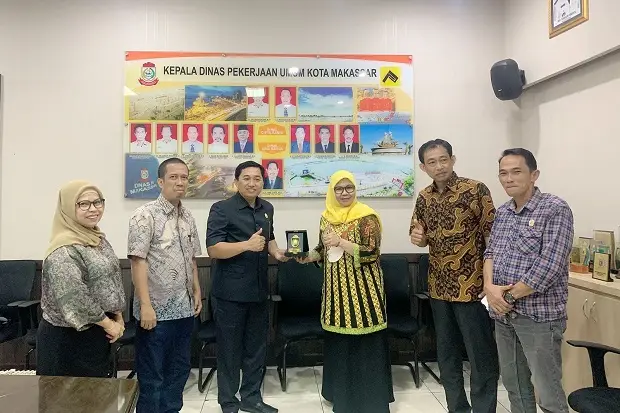 Dinas PU Makassar dan...