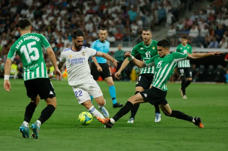 Ditahan Real Betis,...